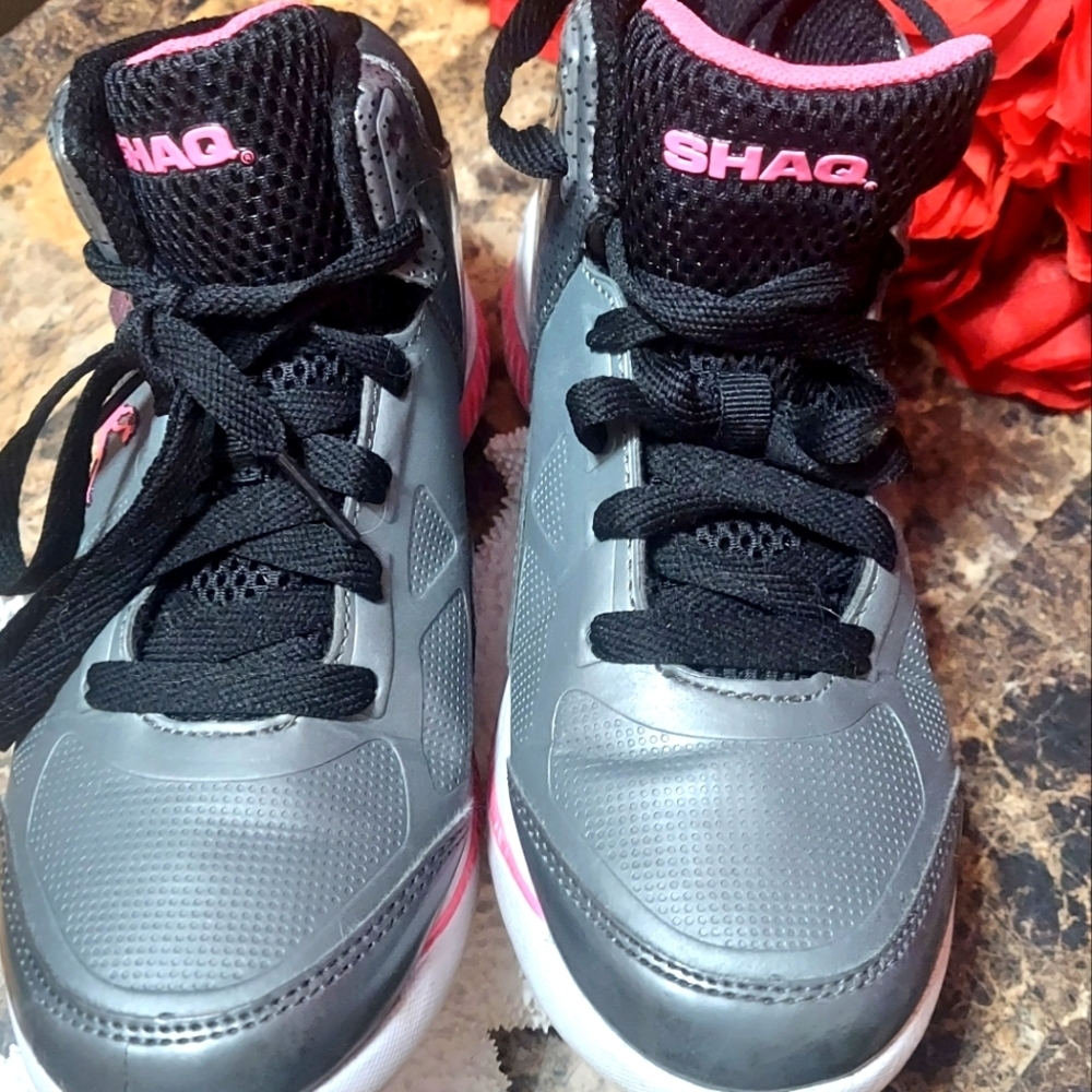 Shaq Girls Size 6 Pink and Gray High Tops Great Condition